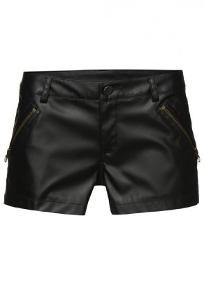 Pantaloni scurti din piele ecologica, New Yorker