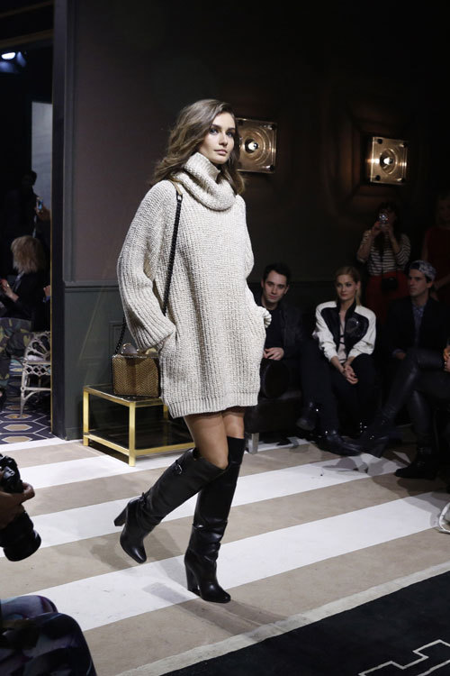 Colectia toamna 2013 H&M, prezentata la Saptamana modei de la Paris (video)
