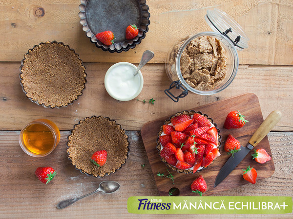 FITNESS_May_Eat-The-Rainbow_post-1_FB_logo