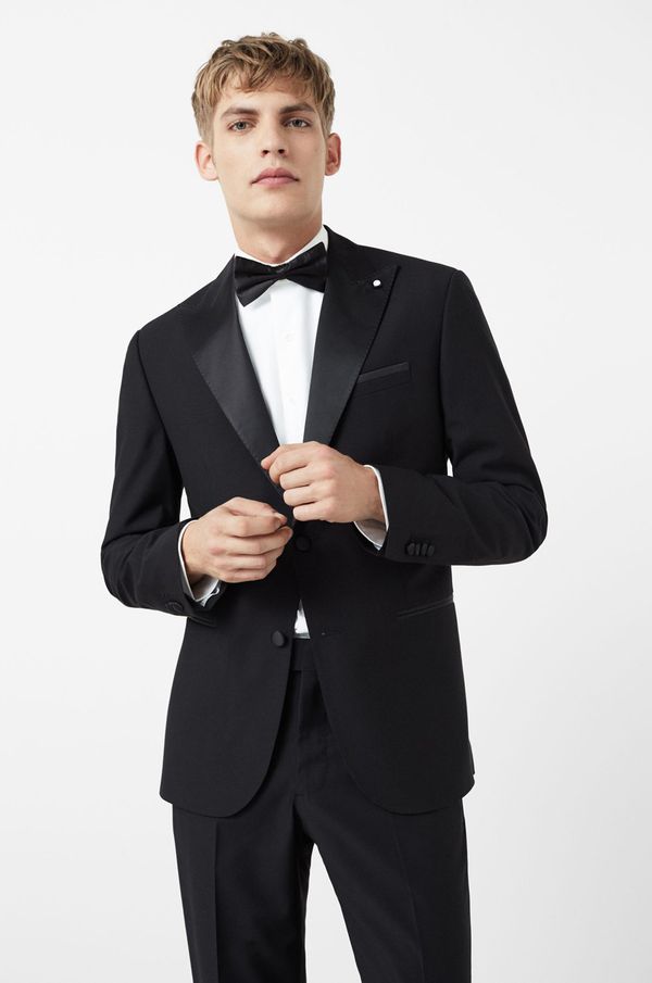 6. Sacou masculin, Mango, 249,90 lei, www.departmenstore.ro