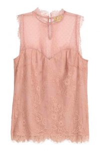 Top din dantelă 139,00 LEI