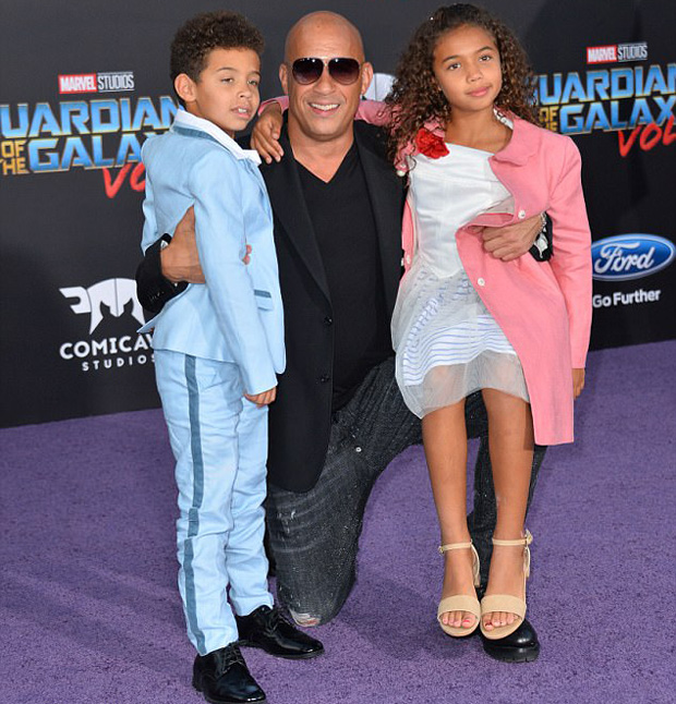 3F67584900000578-0-image-m-2_1492672799638