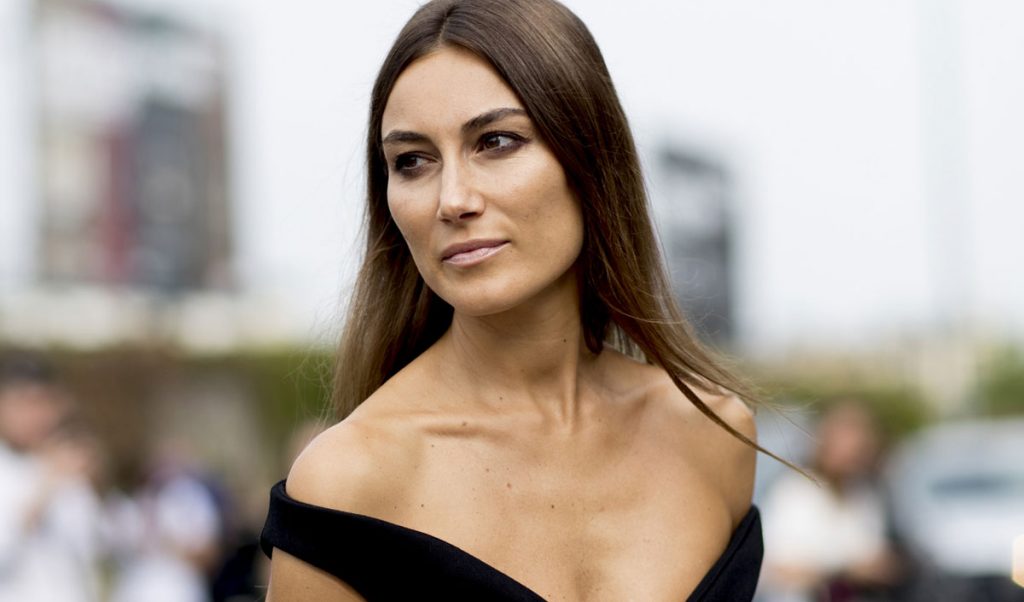 Greșeli care fac ca părul tău să pară subțire și degradat