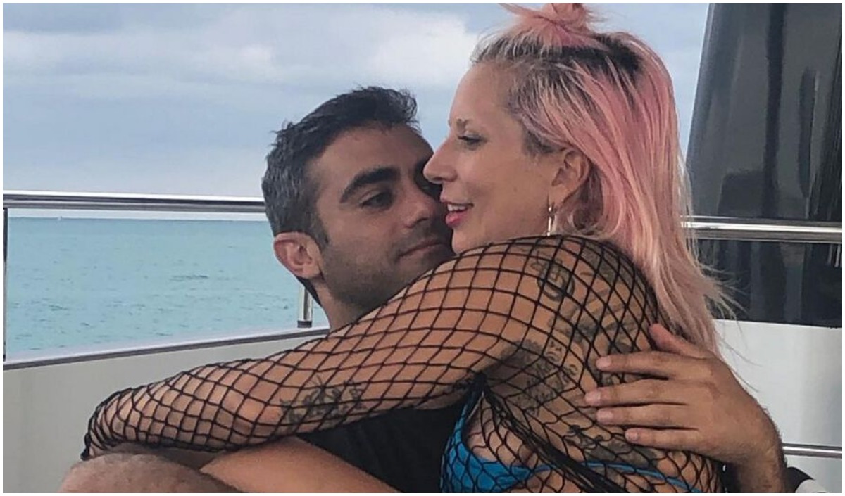 „E ca și cum ar fi căsătoriți”: Lady Gaga, în prag de nuntă?