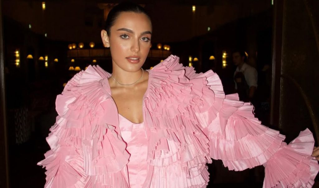 Alexia Eram a primit un comentariu răutăcios pe social media. Ce i s-a reproșat creatoarei de conținut