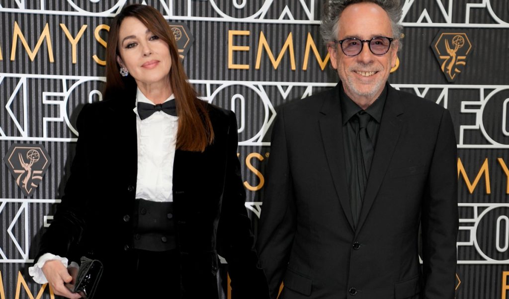 Monica Bellucci și Tim Burton s-au despărțit după doi ani relație. Anunțul oficial făcut de actriță și regizor
