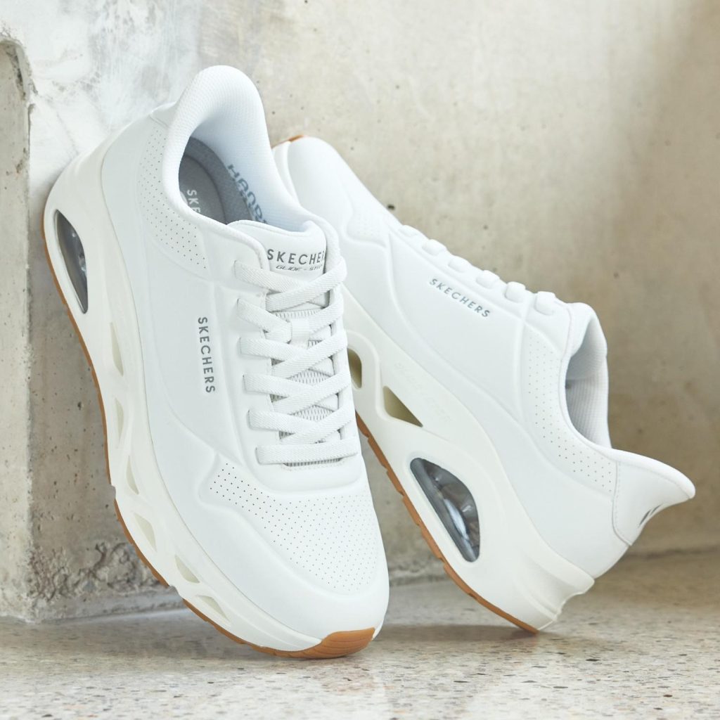 Confortul, dress code-ul preferat: 4 modele Skechers pentru o primăvară în mișcare